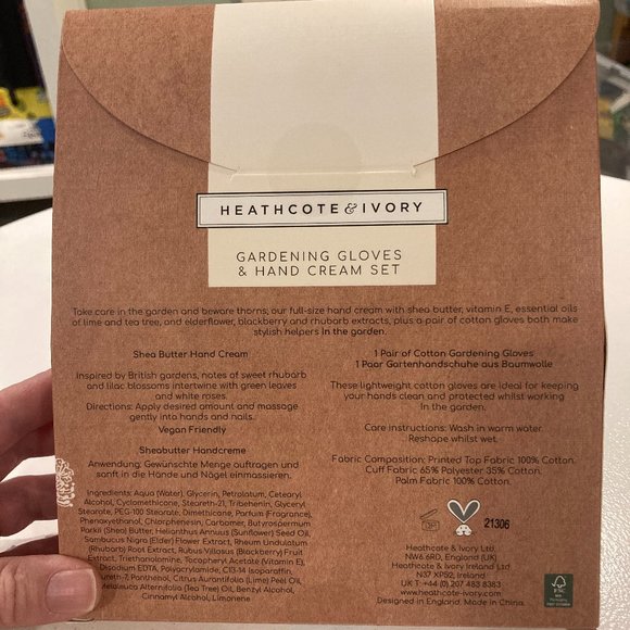 In The Garden Gardening Gloves & Hand Cream Set - Picture 3 of 6